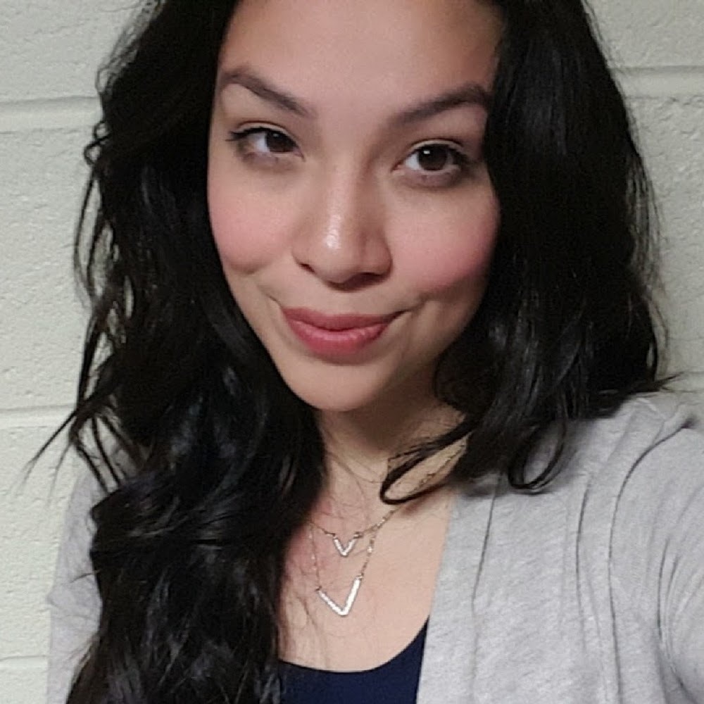 Meet your Posher, Esmeralda